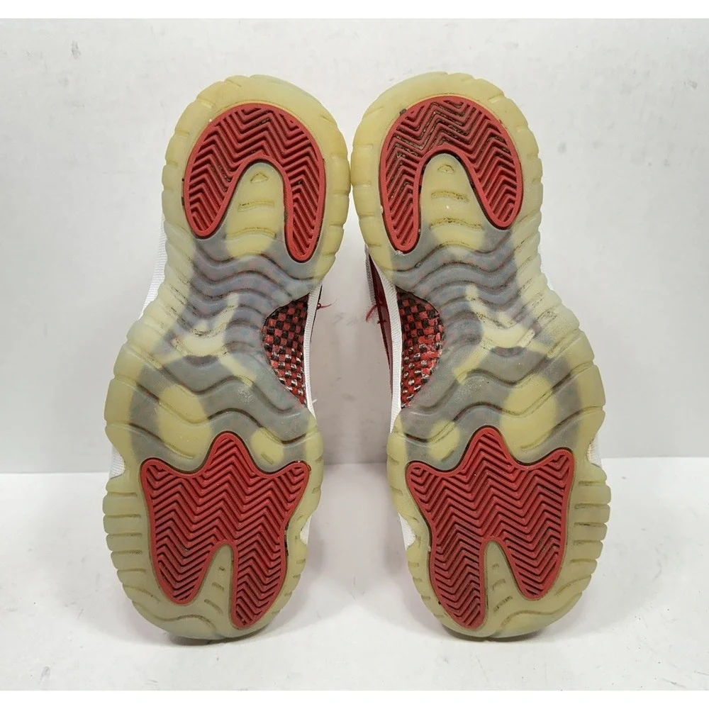 Nike Air Jordan 11 Retro Cherry 2022 378038-116 Size 6.5y‎ / Women's 8 Shoes